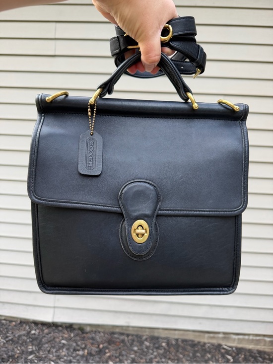Coach Handbags - Vintage Coach Black Willis Bag